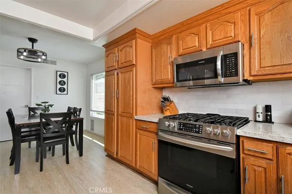 $899,998 | 7721 Comanche Avenue, Winnetka, CA 91306