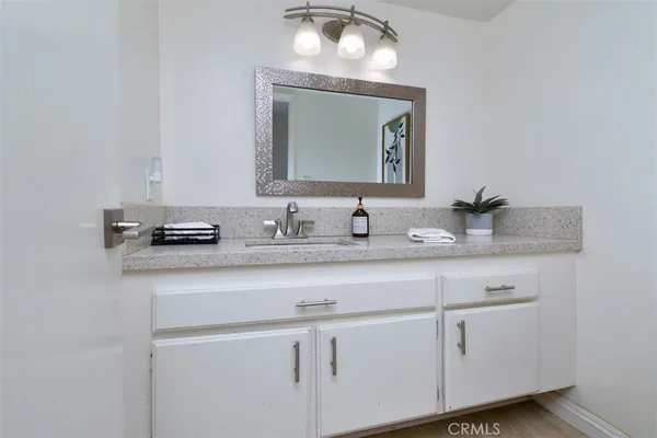 $899,998 | 7721 Comanche Avenue, Winnetka, CA 91306