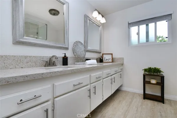 $899,998 | 7721 Comanche Avenue, Winnetka, CA 91306