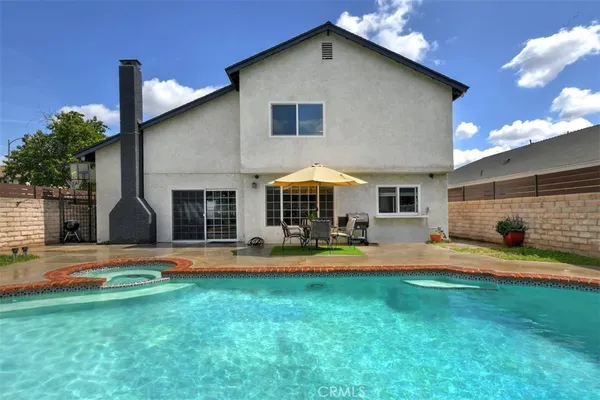 $899,998 | 7721 Comanche Avenue, Winnetka, CA 91306