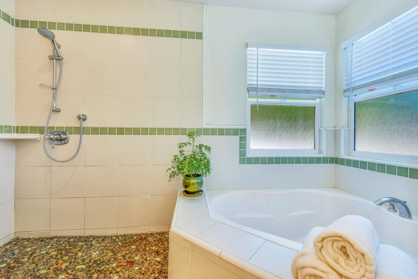 100 Sims Road Santa Cruz, CA 95060 - Photo 22 of 28 Gallery Image 22