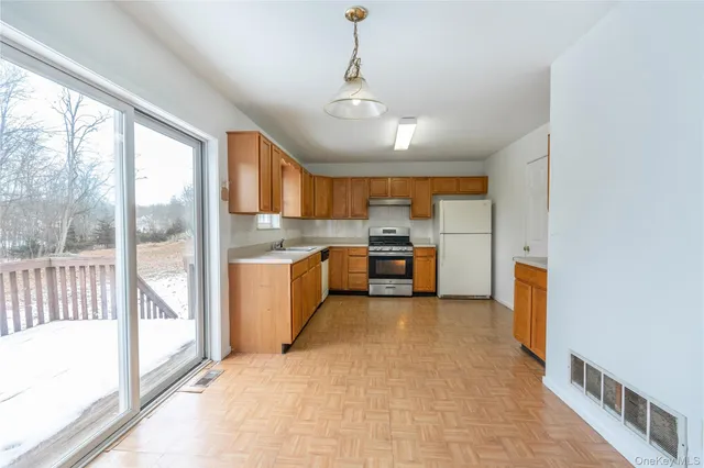 $484,900 | 23 Alexander Drive, Washingtonville, NY 10992