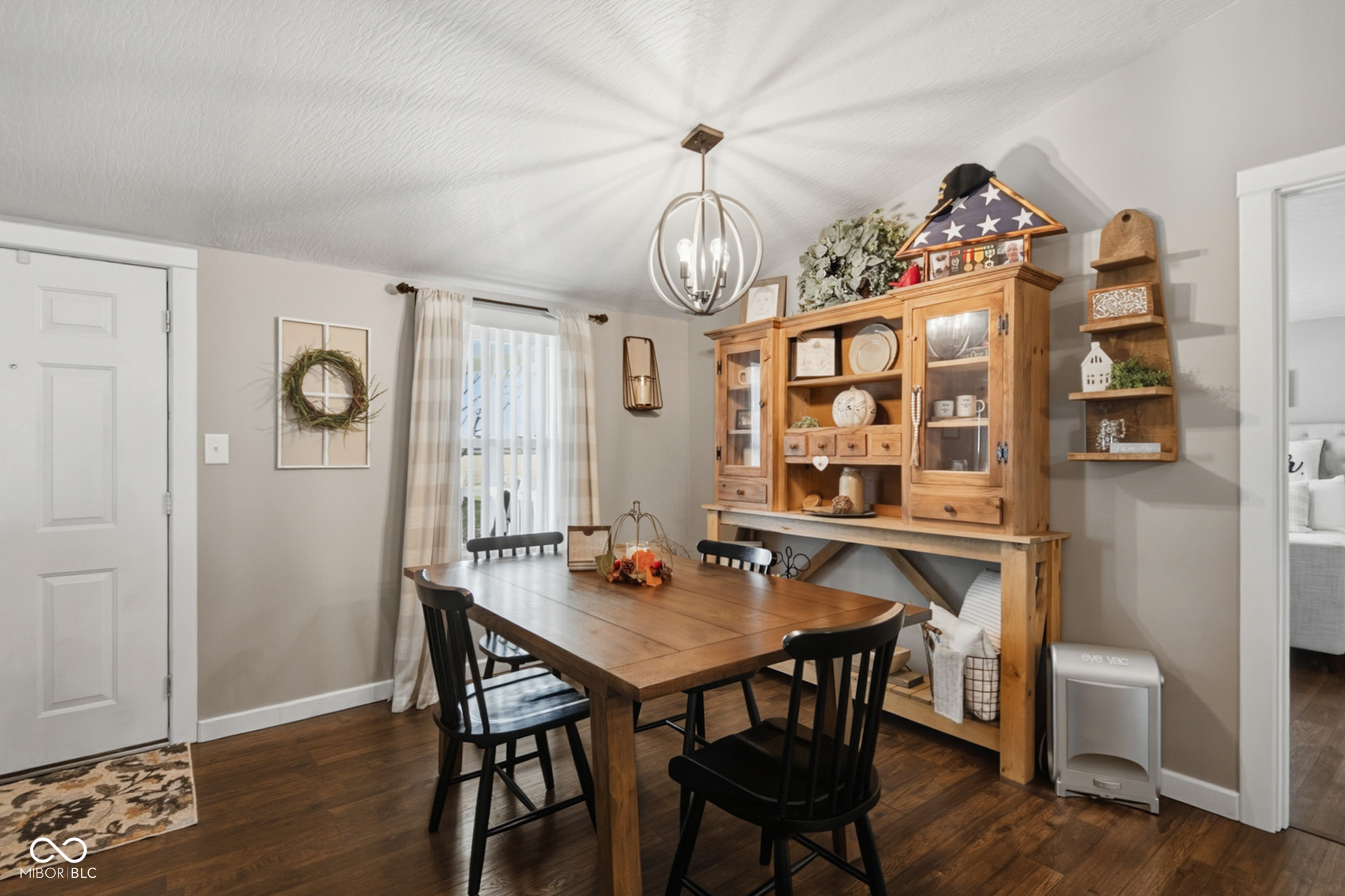 4910 North 200 West Columbus, IN 47201 - Photo 11 of 44