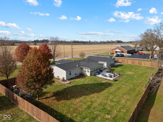 $289,900 | 4910 North 200 West, Columbus, IN 47201