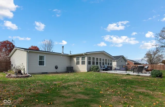 $289,900 | 4910 North 200 West, Columbus, IN 47201