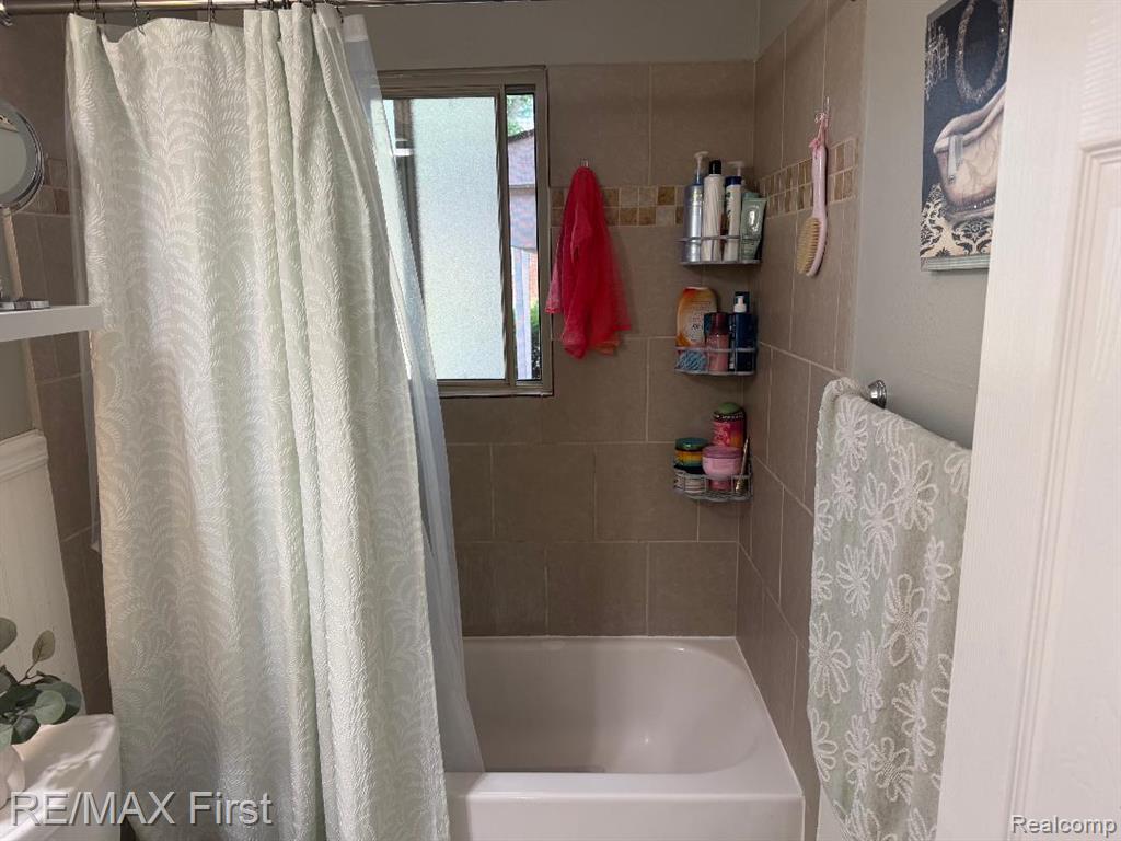 11386 Canal Road Sterling Heights, MI 48314 - Photo 13 of 22 Gallery Image 13