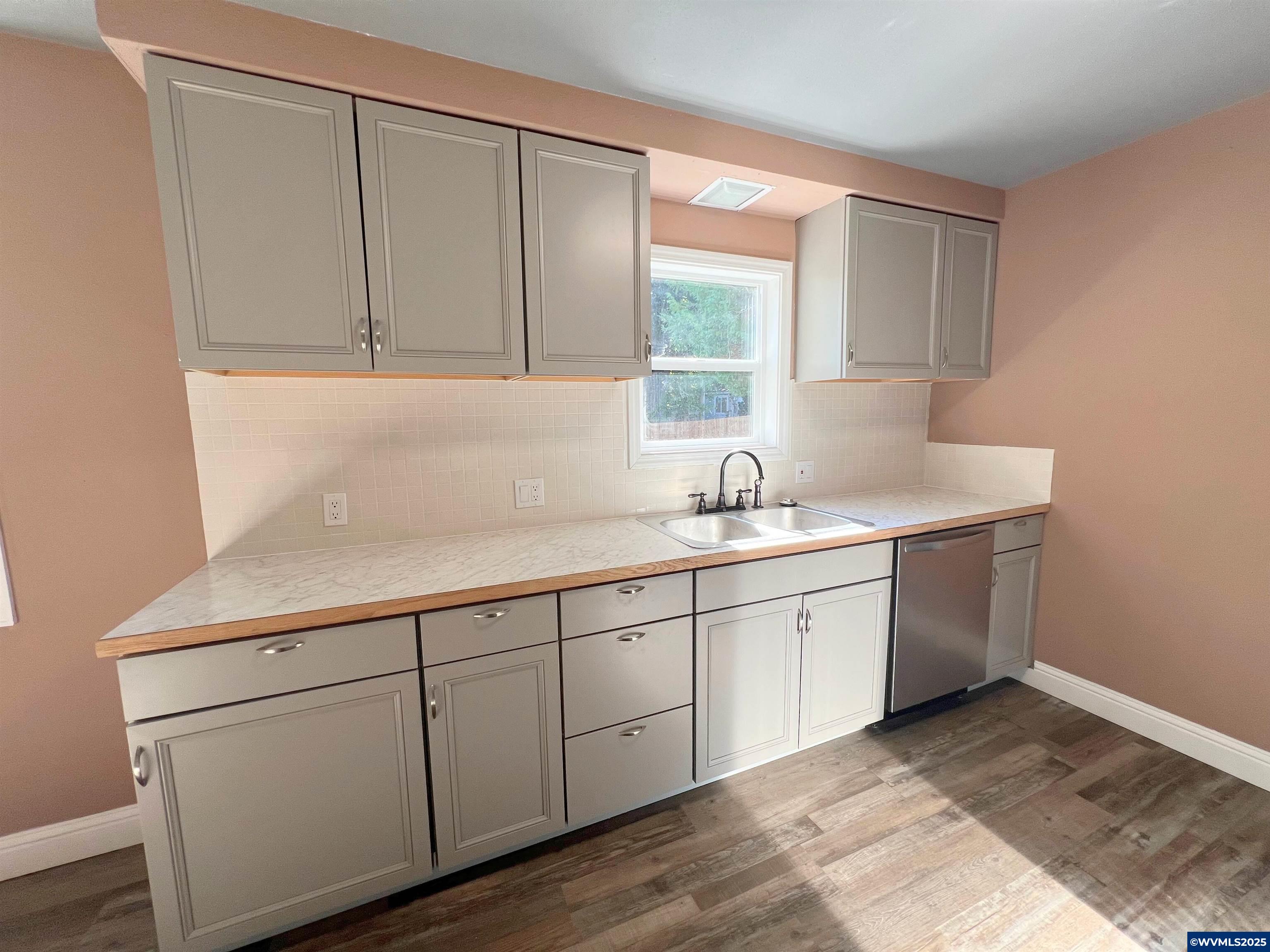 430 Chemawa Road North Keizer, OR 97303 - Photo 5 of 19