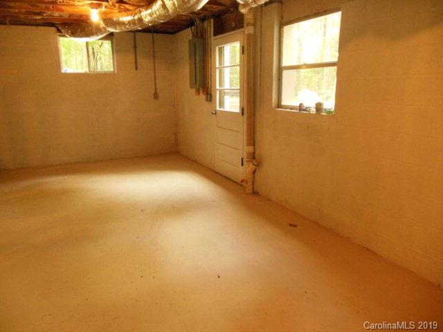 211 Open Valley Road Marion, NC 28752 - Photo 10 of 14 Gallery Image 10