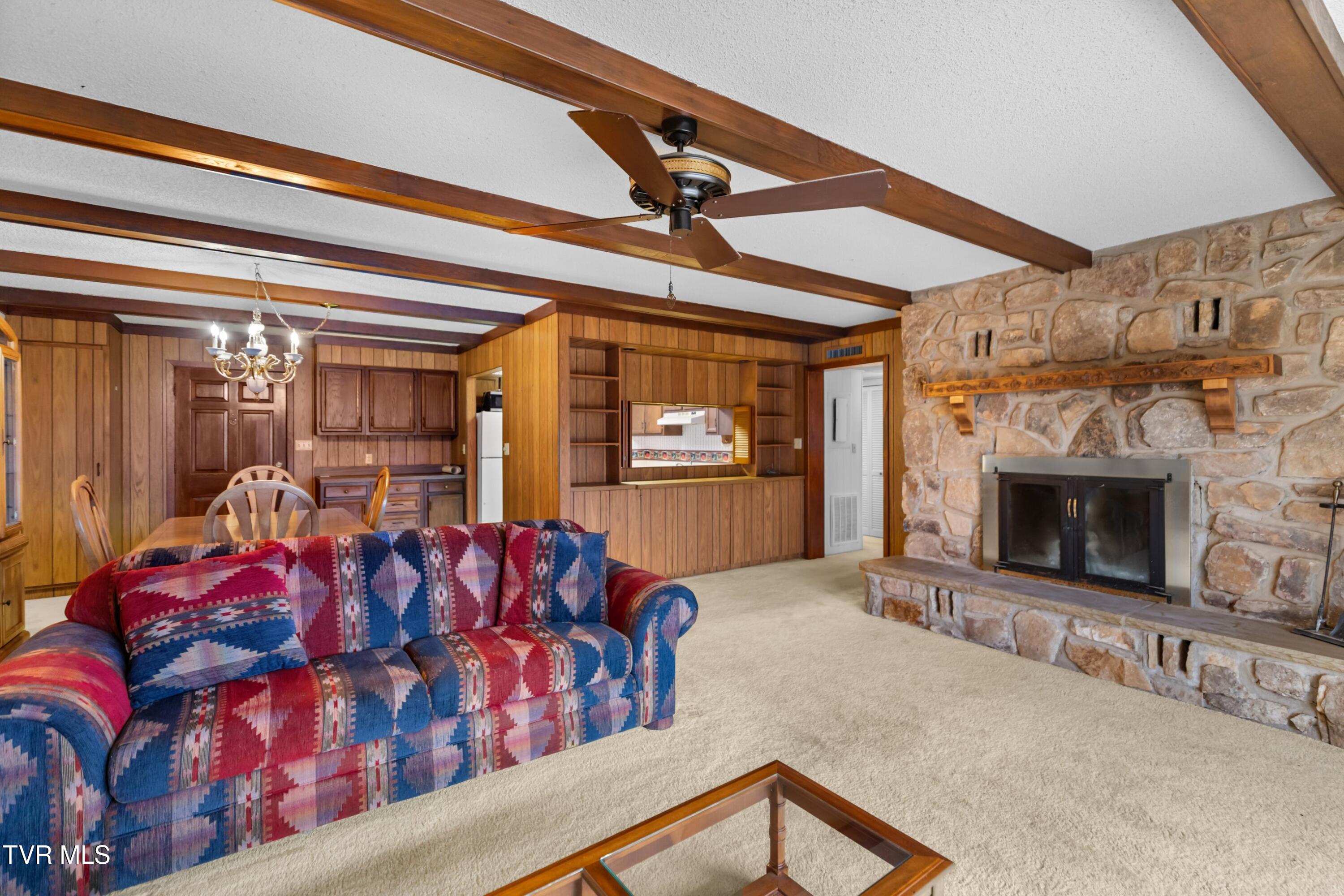 1824 Oriole Road, Unit 206 Gatlinburg, TN 37738 - Photo 15 of 35 015-1824OrioleRoad-206-Gatlinburg-TN-377