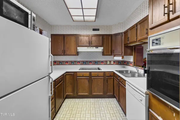 $319,900 | 1824 Oriole Road, Unit 206, Gatlinburg, TN 37738