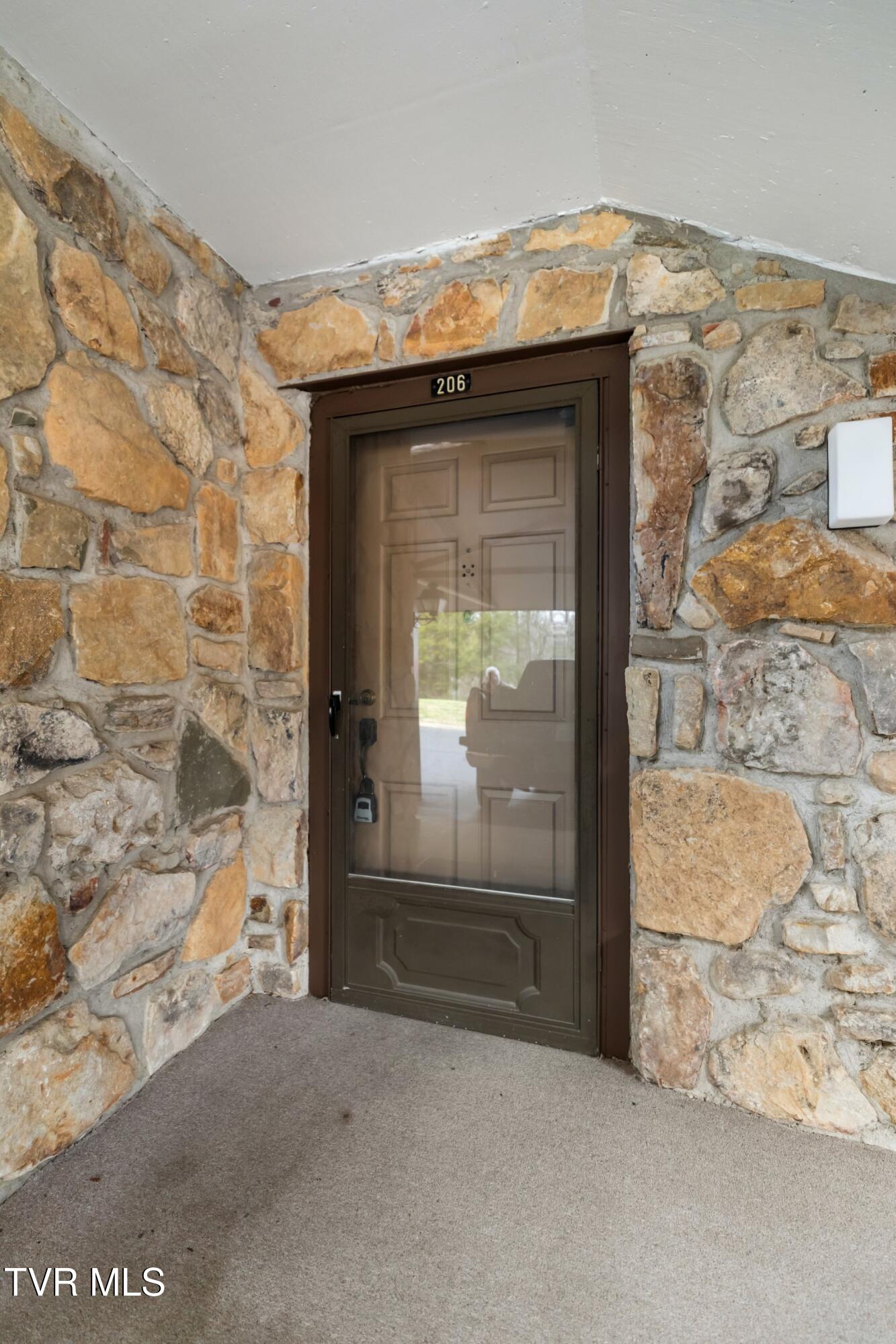 1824 Oriole Road, Unit 206 Gatlinburg, TN 37738 - Photo 2 of 35 2