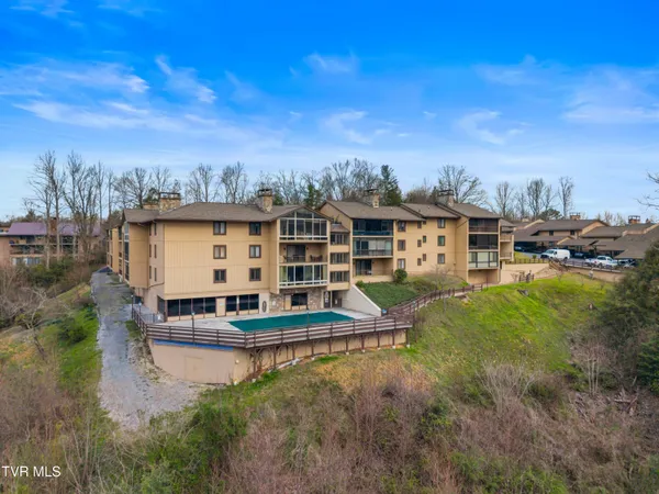 $319,900 | 1824 Oriole Road, Unit 206, Gatlinburg, TN 37738