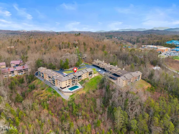 $319,900 | 1824 Oriole Road, Unit 206, Gatlinburg, TN 37738