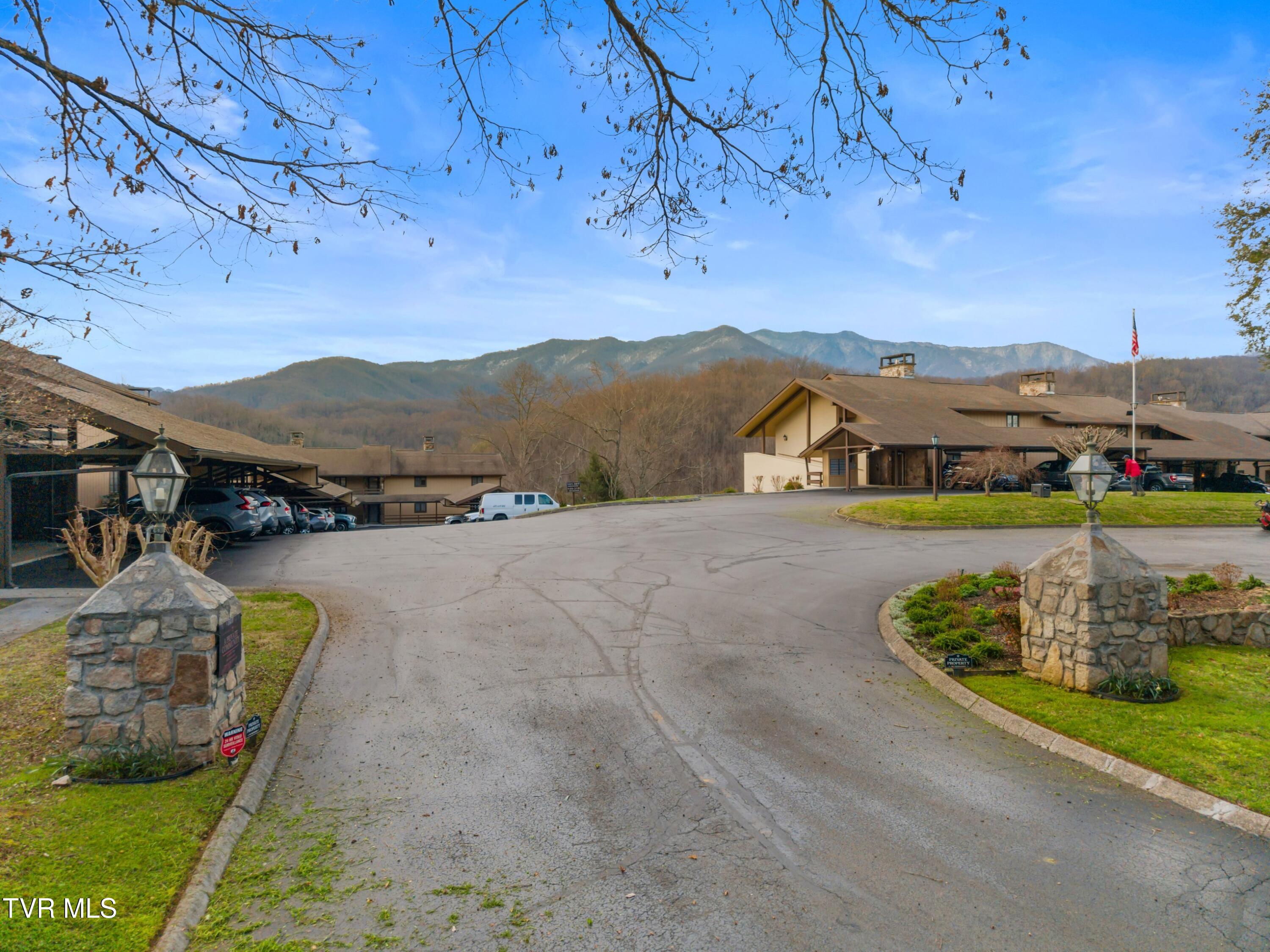 1824 Oriole Road, Unit 206 Gatlinburg, TN 37738 - Photo 7 of 35 007-1824OrioleRoad-206-Gatlinburg-TN-377