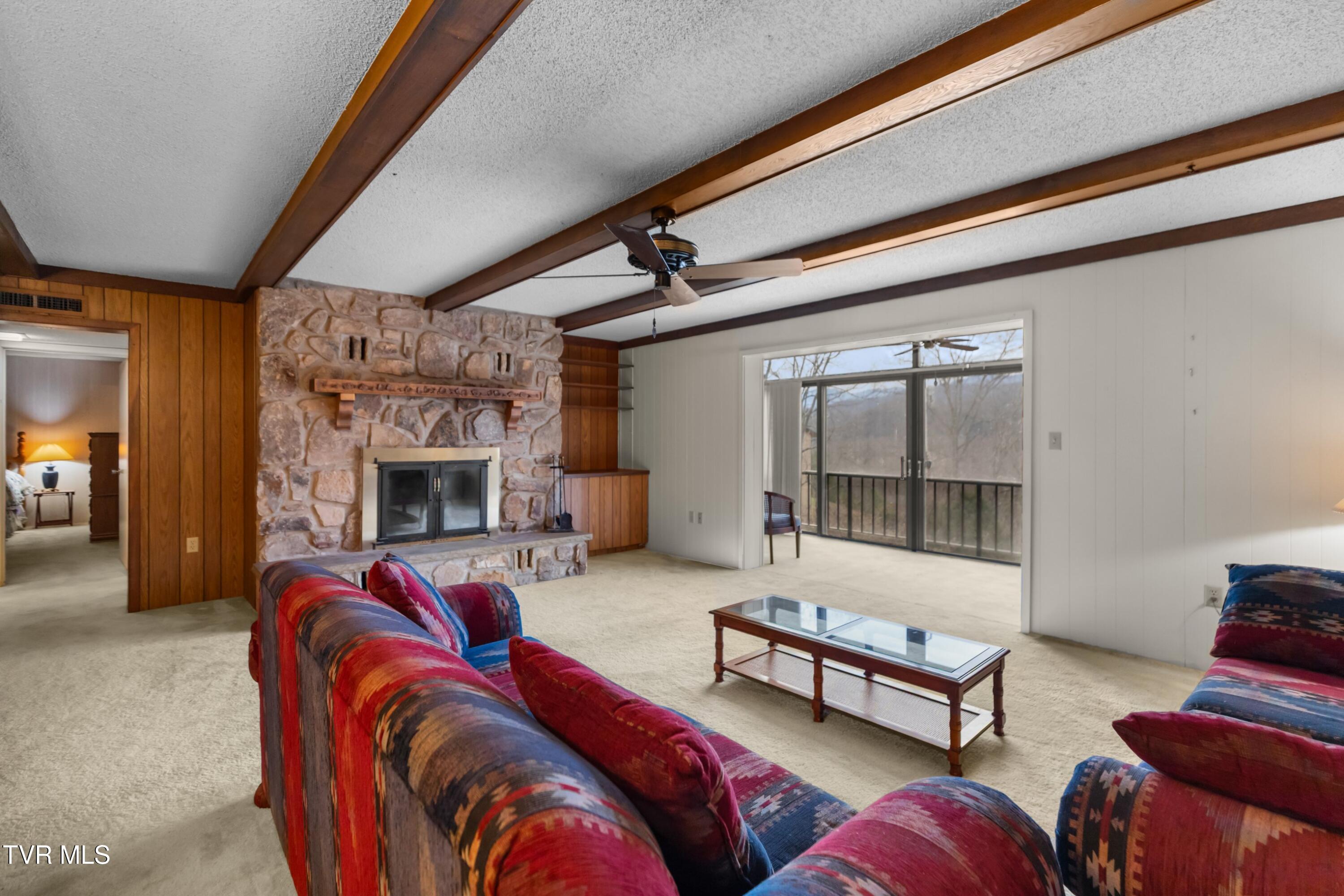1824 Oriole Road, Unit 206 Gatlinburg, TN 37738 - Photo 9 of 35 009-1824OrioleRoad-206-Gatlinburg-TN-377