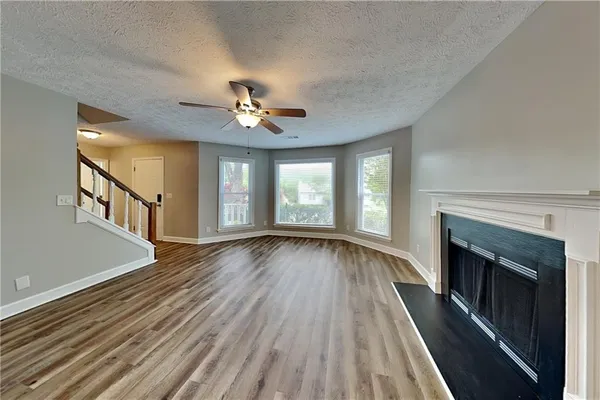 $2,550 | 10610 Colony Glen Drive, Alpharetta, GA 30022