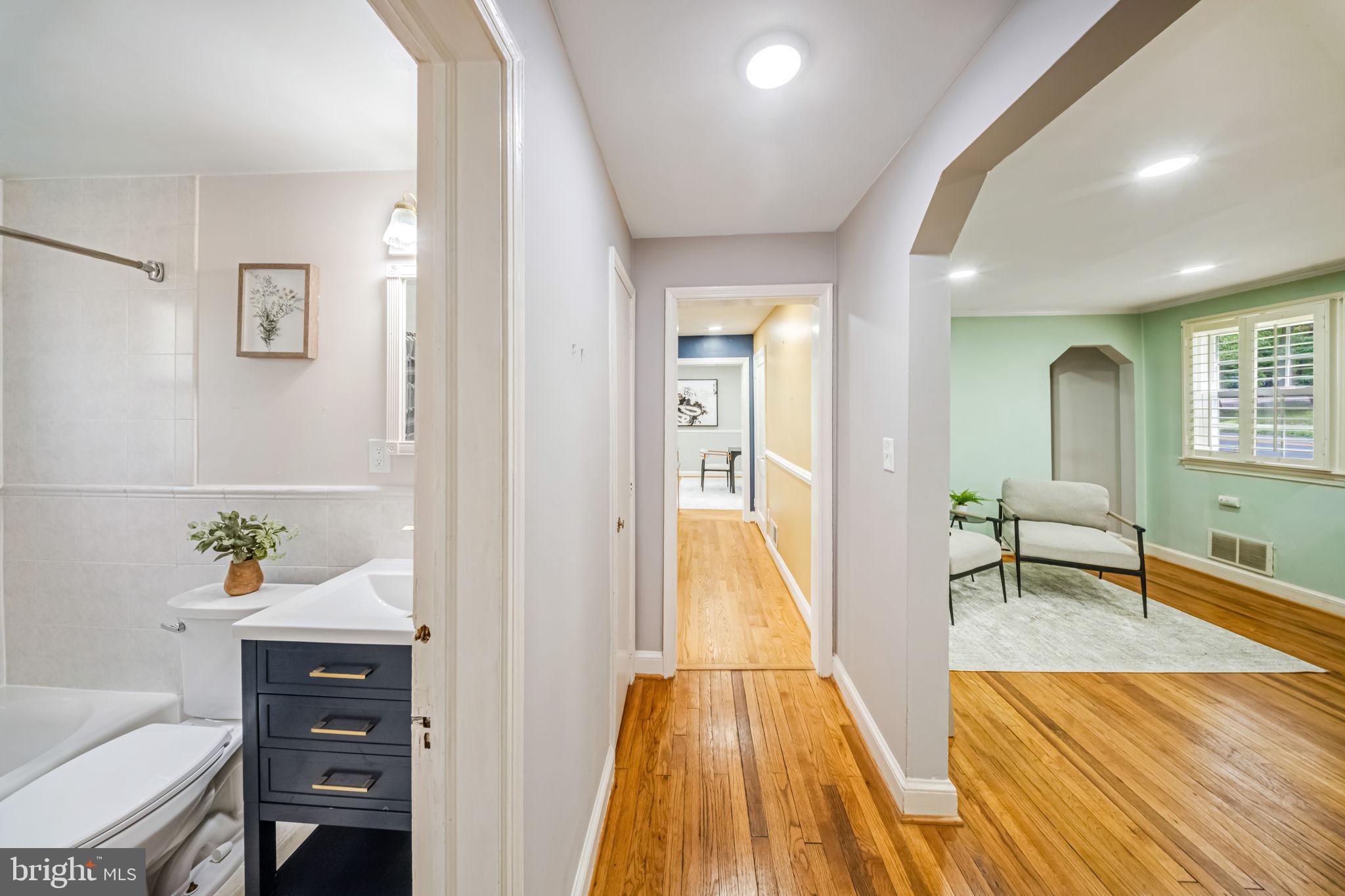 9920 Capitol View Avenue Silver Spring, MD 20910 - Photo 15 of 45