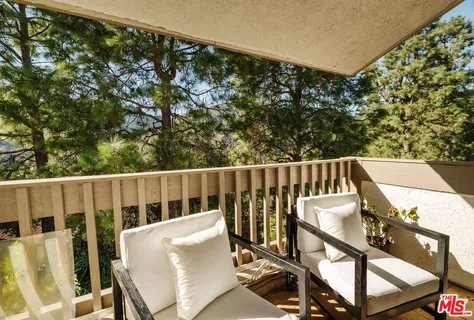 $1,250,000 | 17158 Palisades Circle, Pacific Palisades, CA 90272