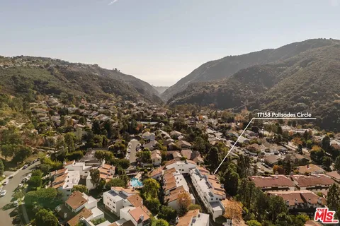 $1,250,000 | 17158 Palisades Circle, Pacific Palisades, CA 90272