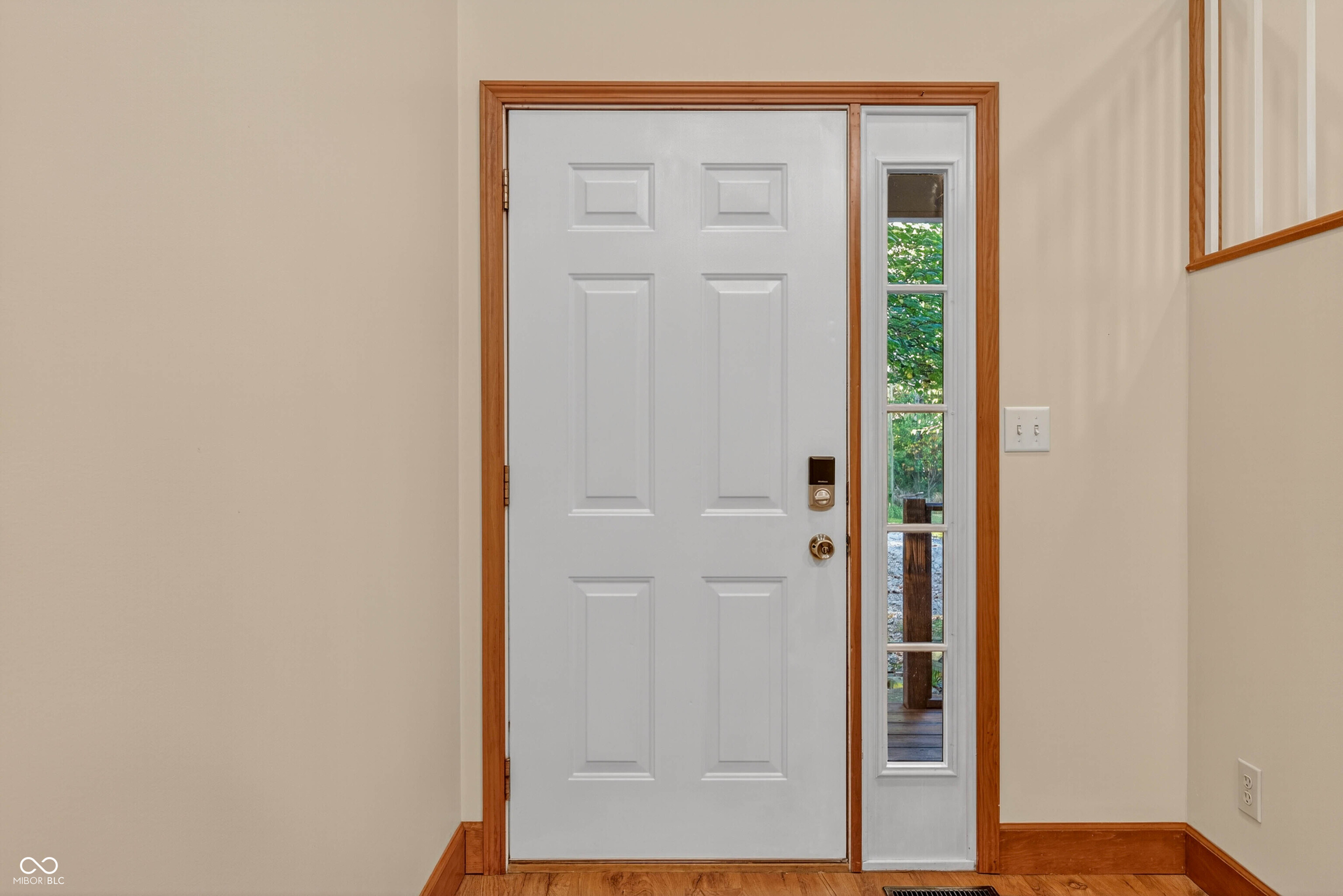 8140 Grandview Road Columbus, IN 47201 - Photo 5 of 70