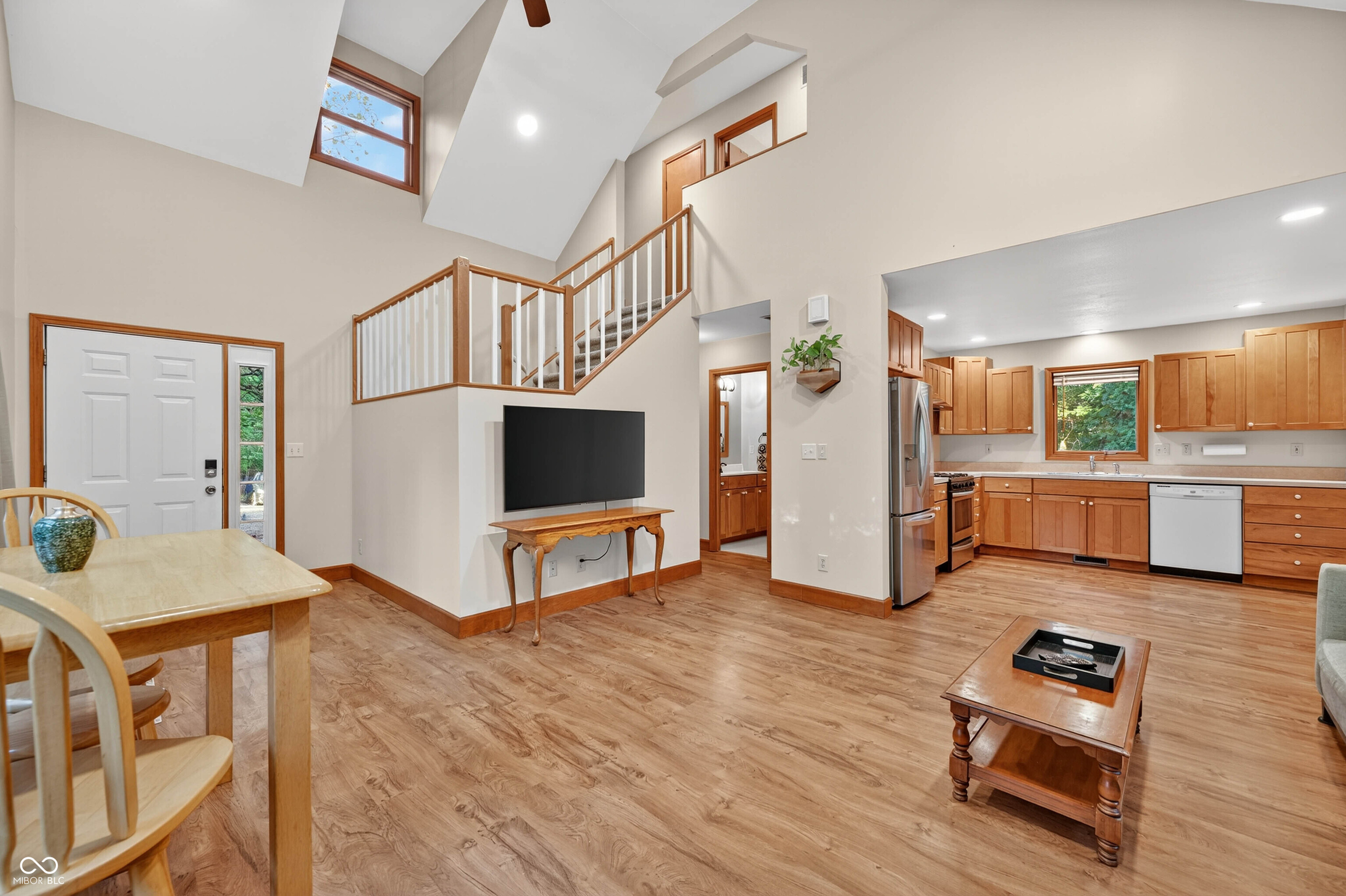 8140 Grandview Road Columbus, IN 47201 - Photo 9 of 70