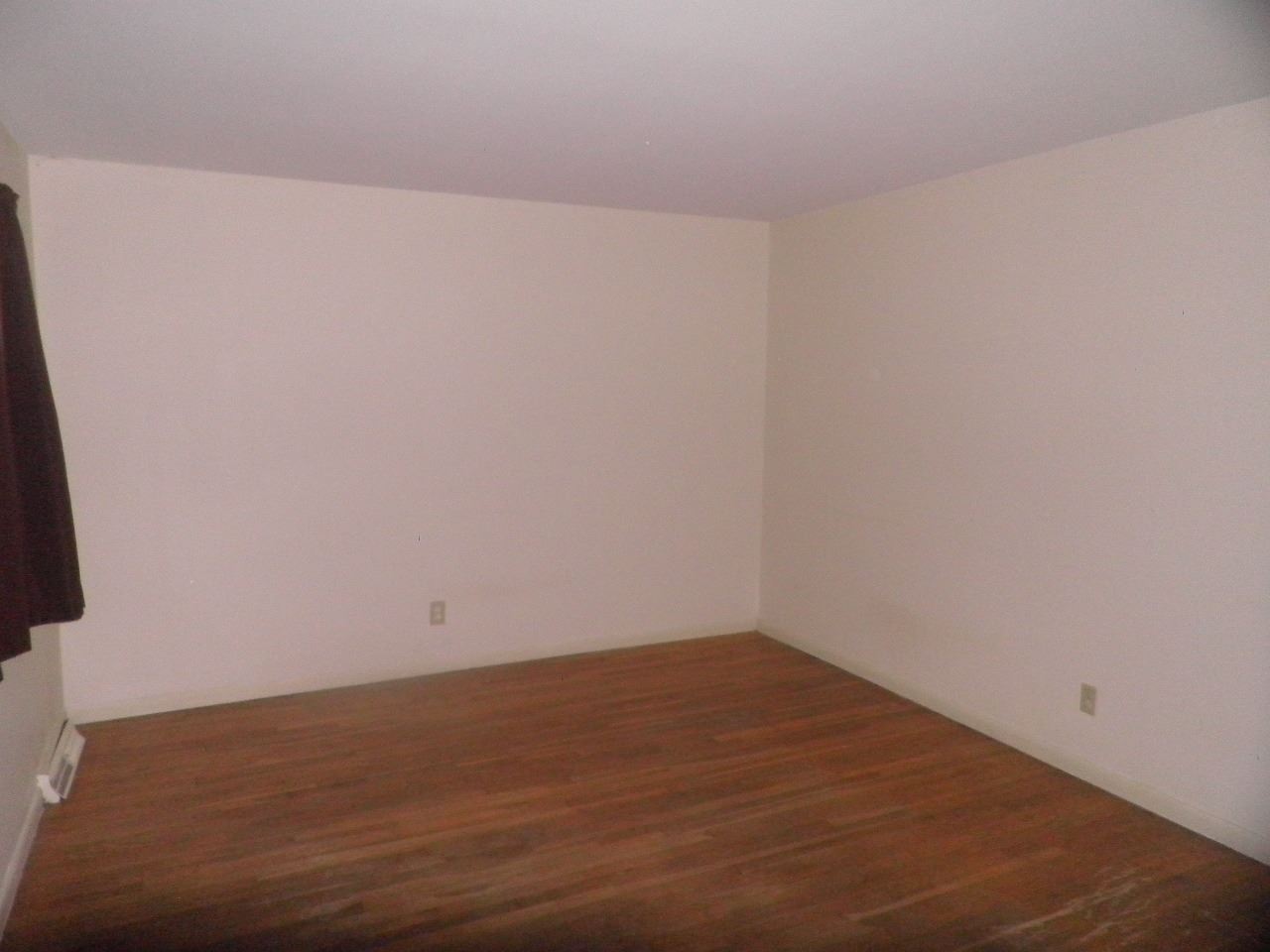 4030 North Baugh Road Bloomington, IN 47408 - Photo 3 of 11 Gallery Image 3