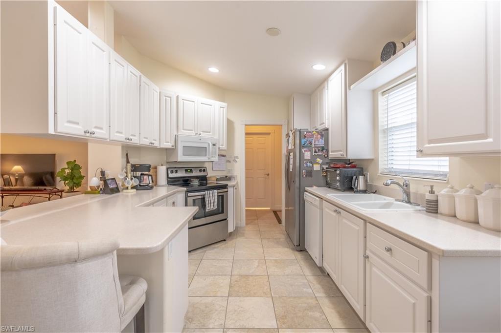 7639 Novara Court Naples, FL 34114 - Photo 8 of 32