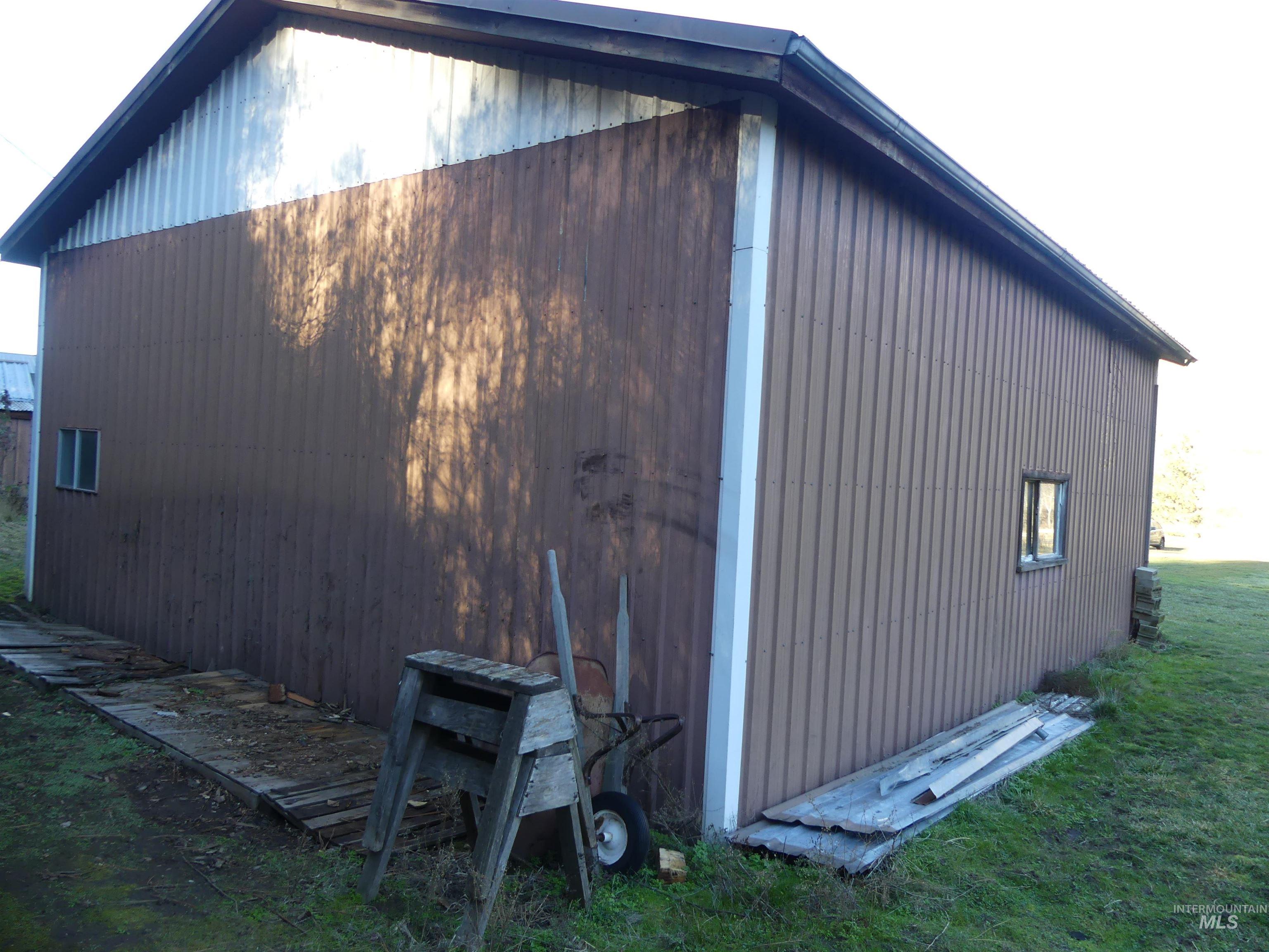 31404 Paradise Lane Lenore, ID 83541 - Photo 35 of 47