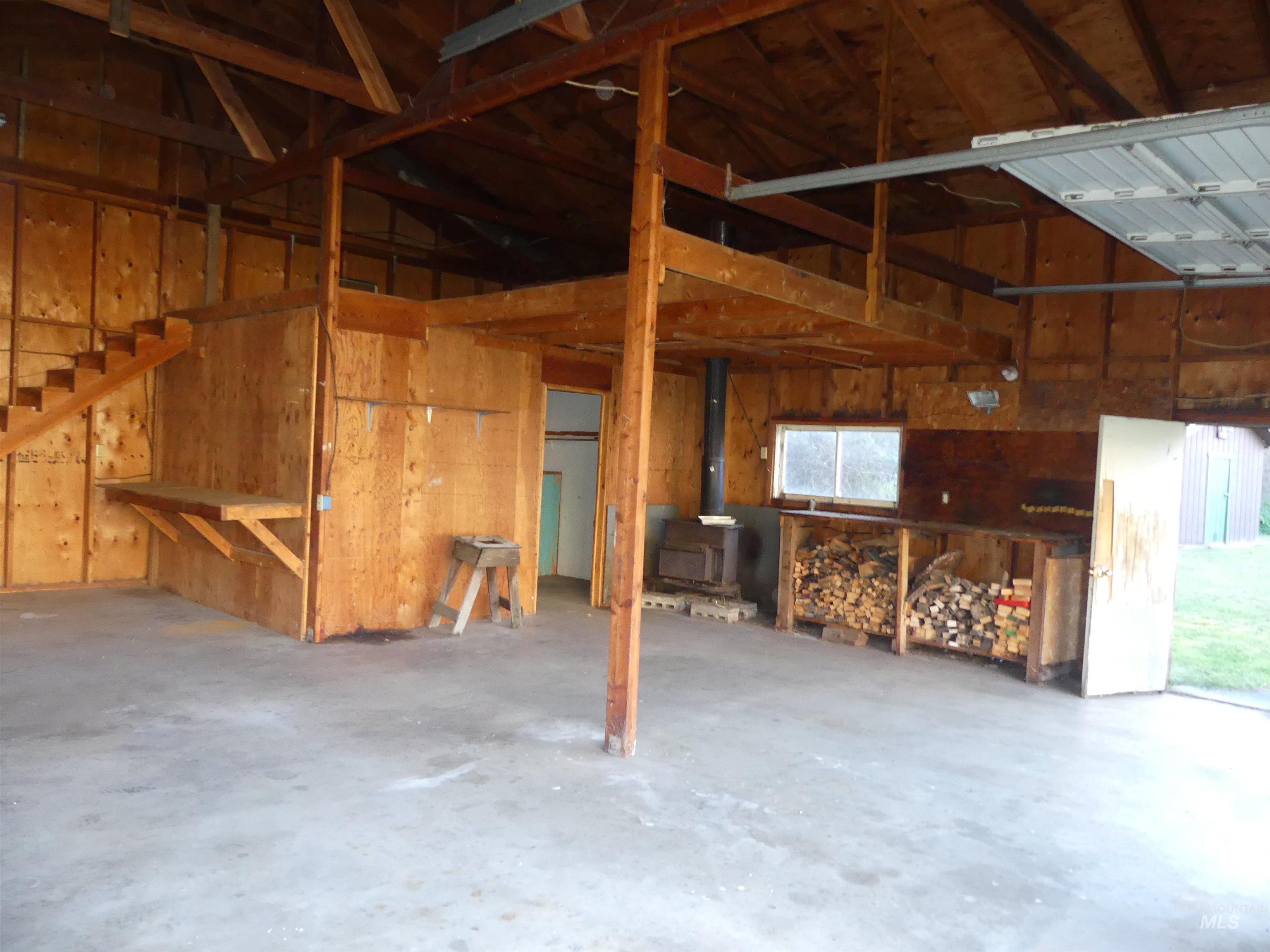 31404 Paradise Lane Lenore, ID 83541 - Photo 7 of 47