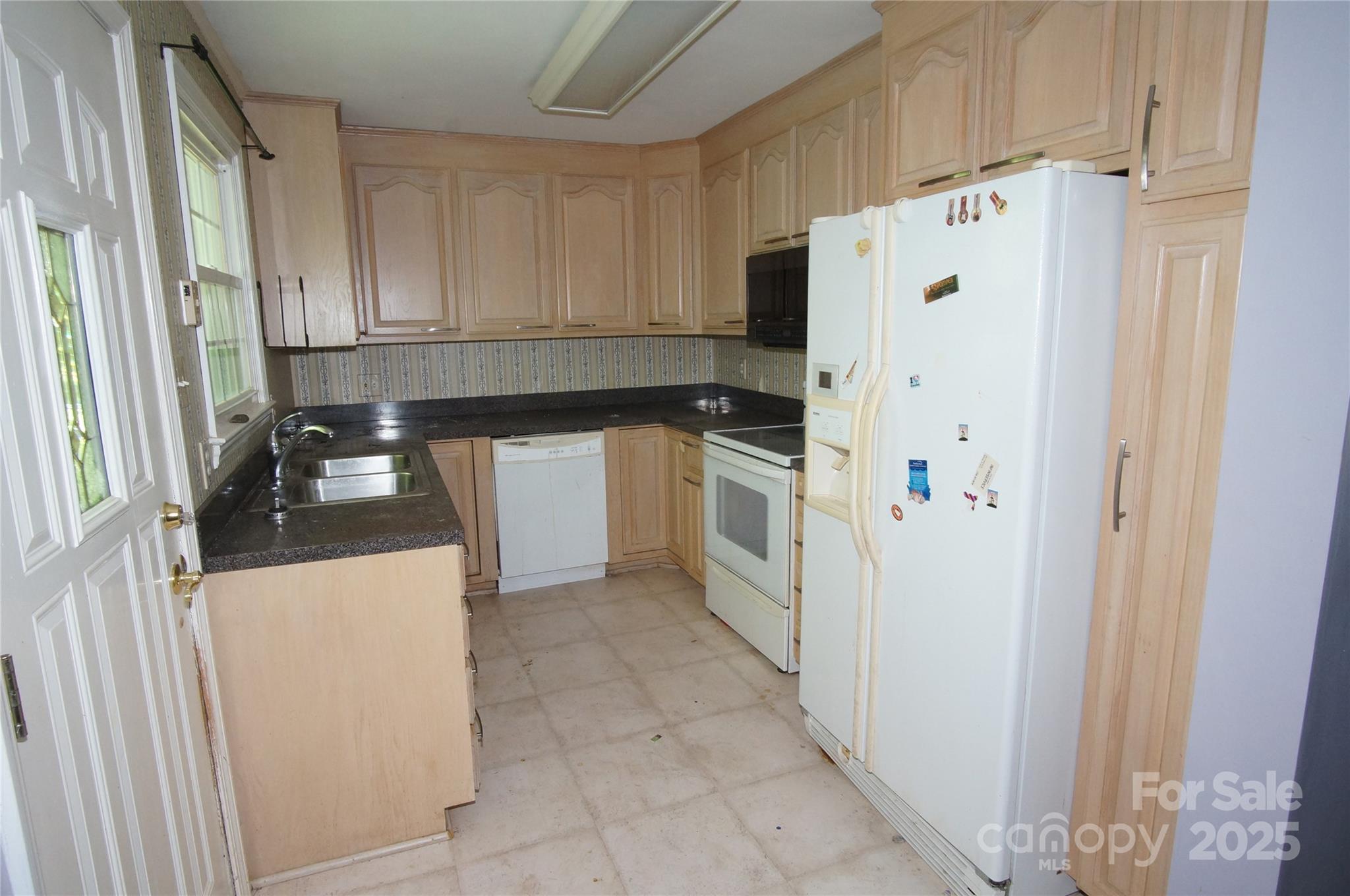 5127 Murrayhill Road Charlotte, NC 28210 - Photo 6 of 24 Gallery Image 6