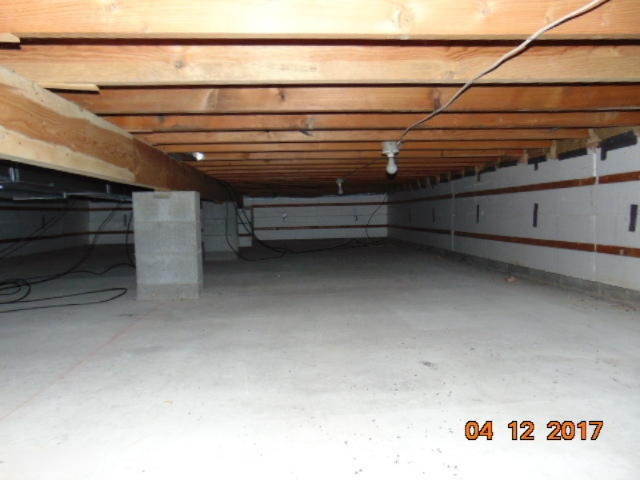 6446 South Walker Road Fruitport, MI 49415 - Photo 24 of 36 Crawl space