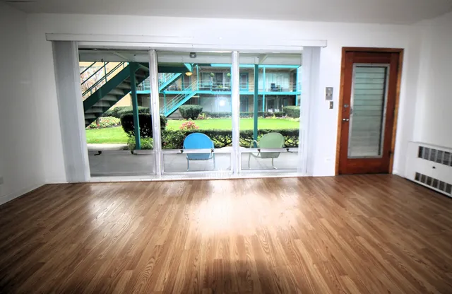 $1,450 | 220 North Kenilworth Avenue, Unit 3, Oak Park, IL 60302