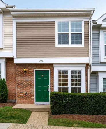 $2,095 | 310 Lancaster Square, Sterling, VA 20164