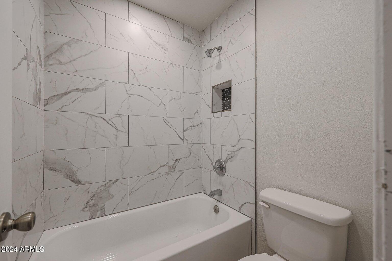 11666 North 28th Drive, Unit 173 Phoenix, AZ 85029 - Photo 11 of 15 20240427162952424791000000-o