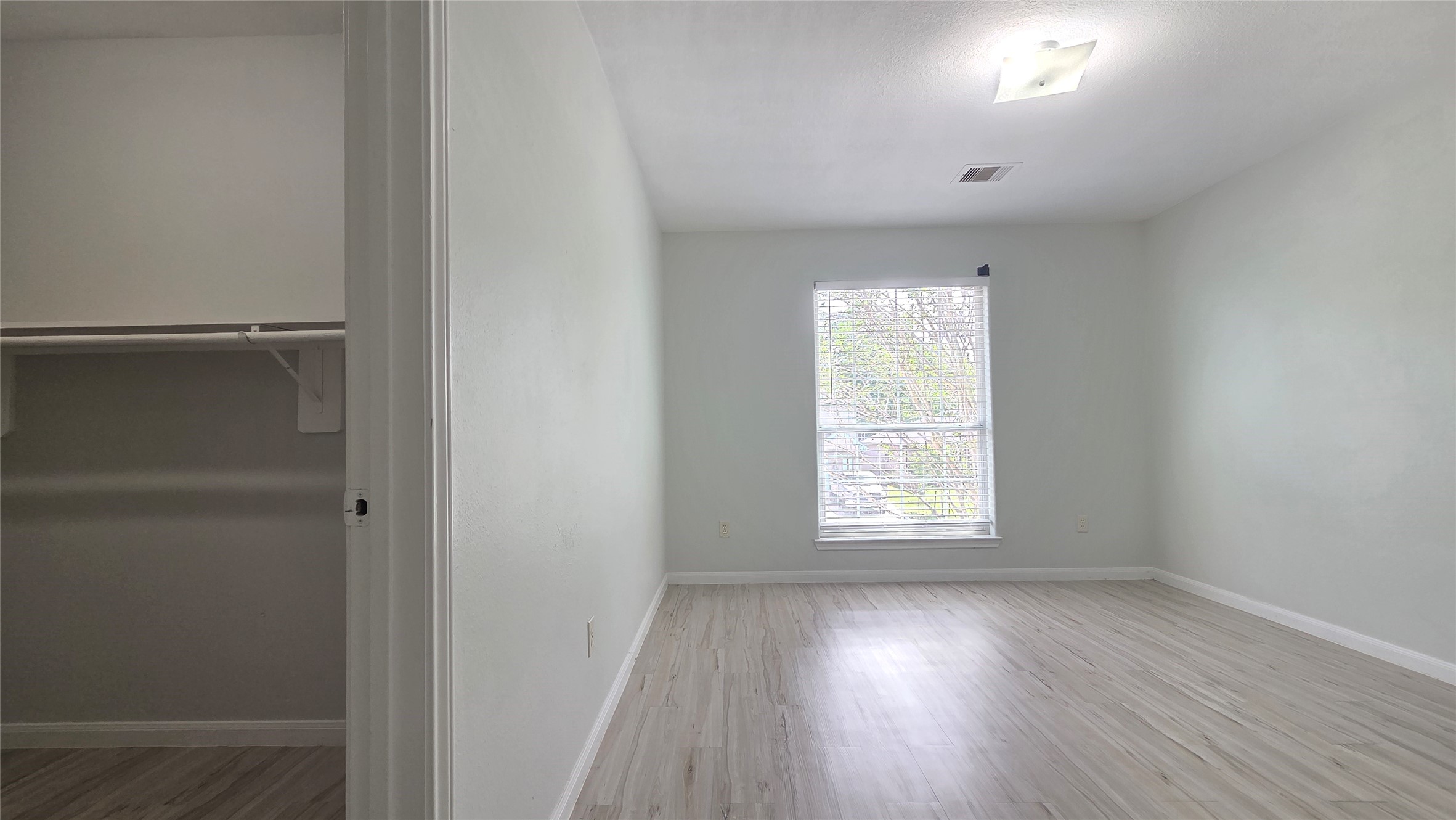 4121 Mallow Street, Unit A/B Houston, TX 77051 - Photo 46 of 50 Unit B - Bedroom #4 Upstairs