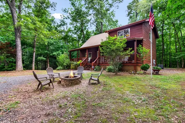 $495,500 | 661 Evergreen Lane, Mineral Bluff, GA 30559