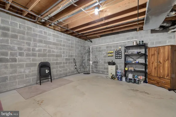 $599,900 | 2702 Chestnut Run Road, York, PA 17402