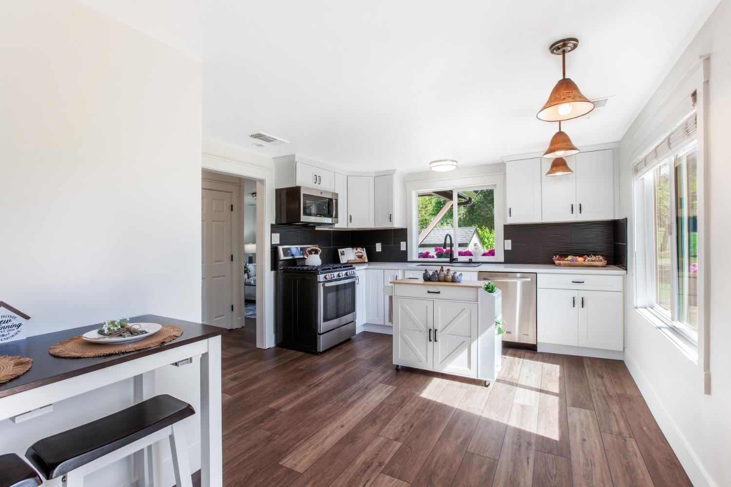 9256 Horseshoe Bar Road Loomis, CA 95650 - Photo 15 of 54