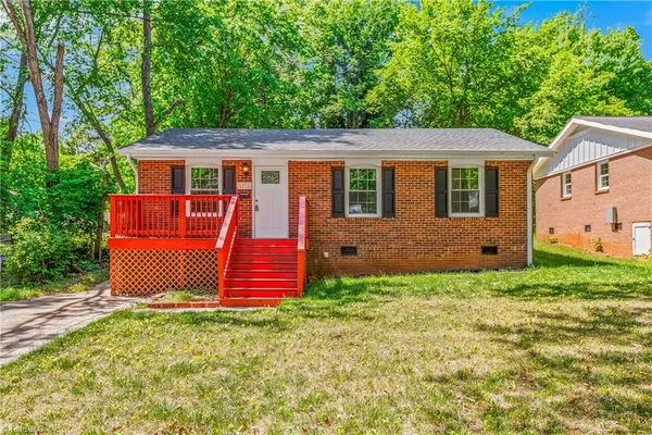 $229,900 | 1278 Tredwell Drive, Winston-Salem, NC 27103