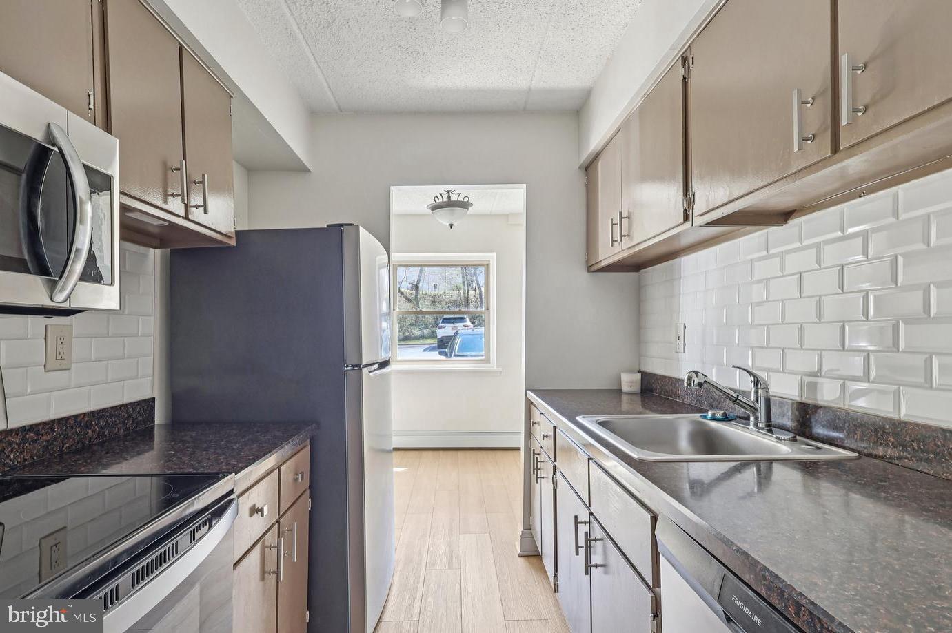 280 Bridgewater Road, Unit F8 Brookhaven, PA 19015 - Photo 2 of 14