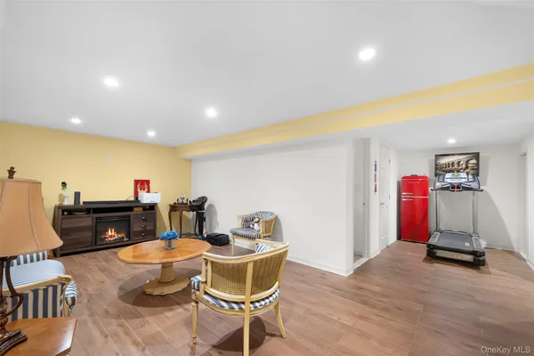 $1,350,000 | 50 Marian Lane, Jericho, NY 11753