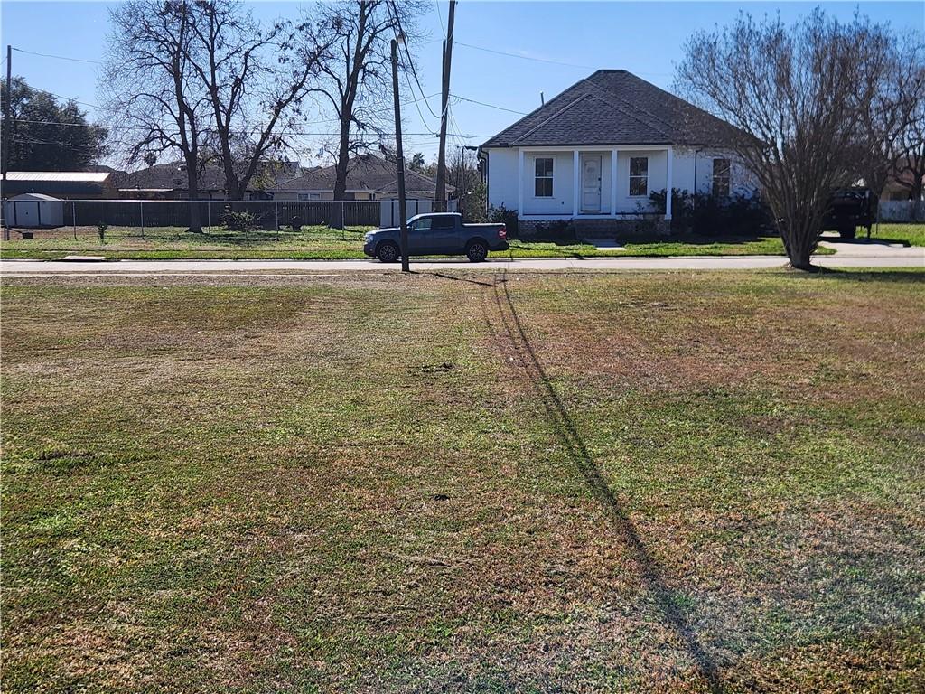 209 Genet Drive Arabi, LA 70032 - Photo 6 of 7