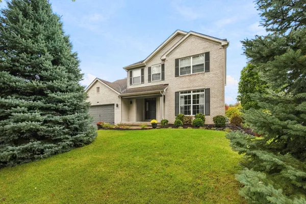 $539,000 | 304 Edgewood Drive, Minooka, IL 60447