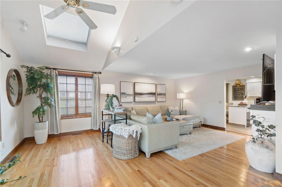 219 Irving Road Warwick, RI 02888 - Photo 17 of 49 Gallery Image 17
