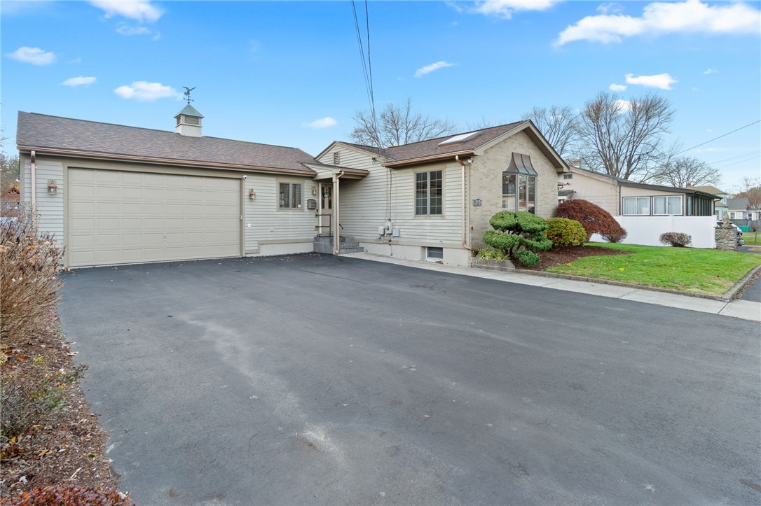 219 Irving Road Warwick, RI 02888 - Photo 2 of 49 Gallery Image 2