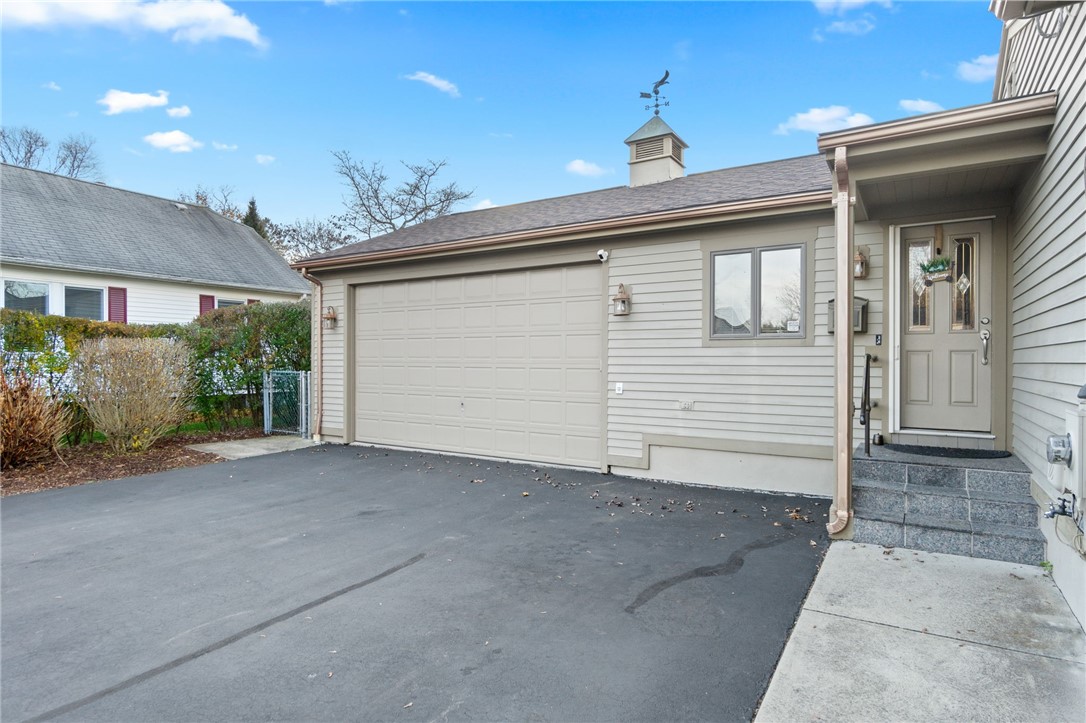 219 Irving Road Warwick, RI 02888 - Photo 3 of 49 Gallery Image 3
