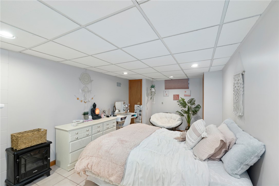 219 Irving Road Warwick, RI 02888 - Photo 34 of 49 Gallery Image 34