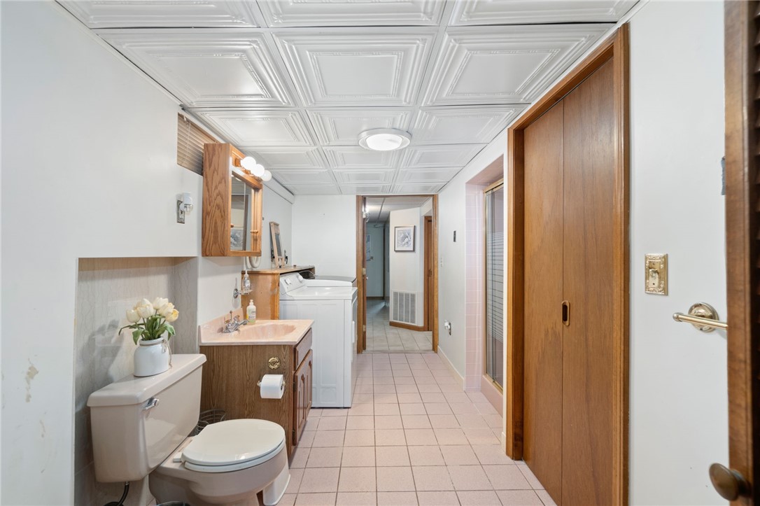 219 Irving Road Warwick, RI 02888 - Photo 39 of 49 Gallery Image 39