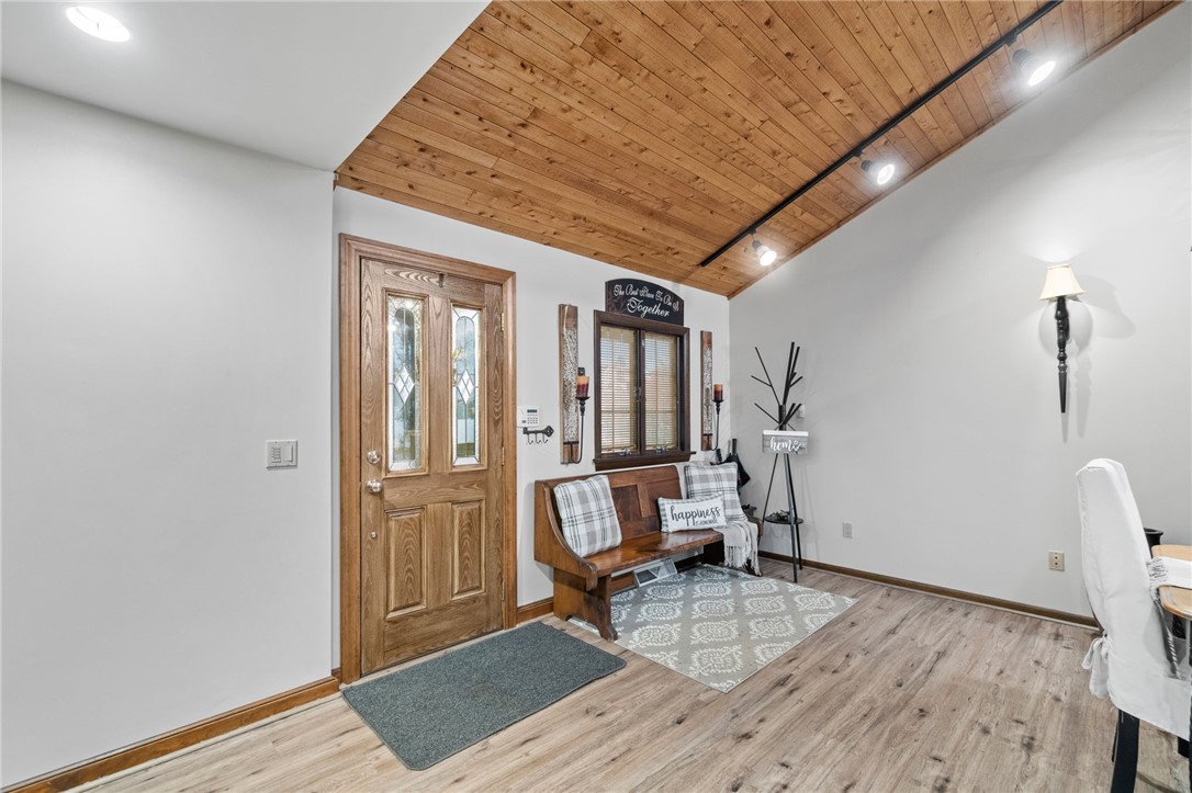 219 Irving Road Warwick, RI 02888 - Photo 4 of 49 Gallery Image 4