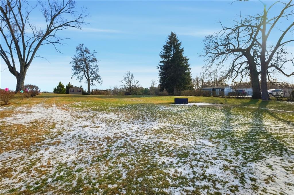 509 Brownstown Road Irwin, PA 15642 - Photo 7 of 47